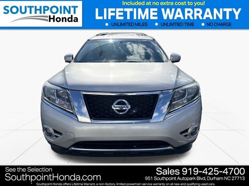 Used 2013 Nissan Pathfinder Platinum image 2