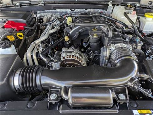 Used 2024 Jeep Gladiator Rubicon w/ Safety Group image 22