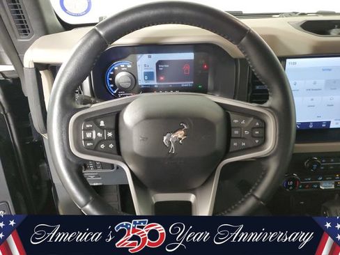 Used 2023 Ford Bronco Wildtrak AWD/4WD image 19