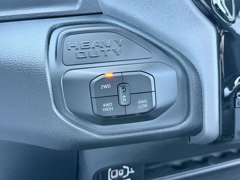 New 2026 RAM 2500 Tradesman AWD/4WD image 18