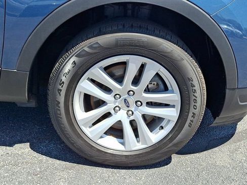 Used 2018 Ford Explorer XLT w/ Equipment Group 201A AWD/4WD image 11