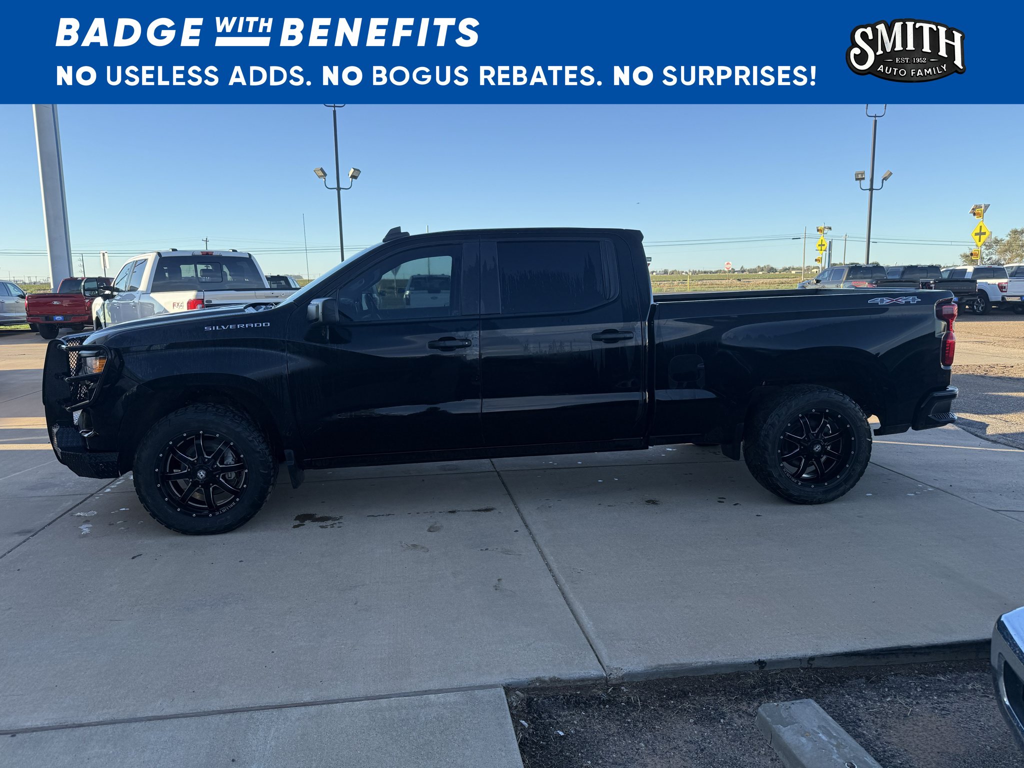Used 2022 Chevrolet Silverado 1500 Custom AWD/4WD image 4