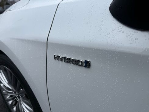 Used 2019 Toyota Avalon Limited w/ Advanced Safety Package image 10