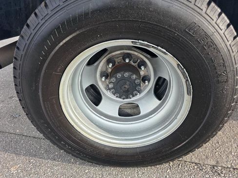 Used 2024 RAM 3500 Tradesman image 22