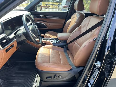 Used 2024 Kia Telluride EX X-Line AWD/4WD image 5