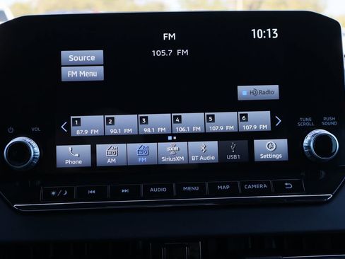 Used 2023 Mitsubishi Outlander SEL image 14