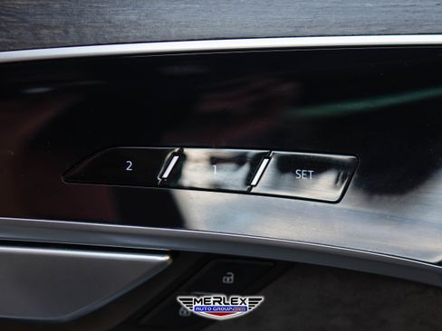 Used 2021 Audi A8 L 4.0T w/ Interior Protection Package image 42