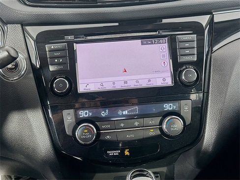 Used 2019 Nissan Rogue Sport SL image 13