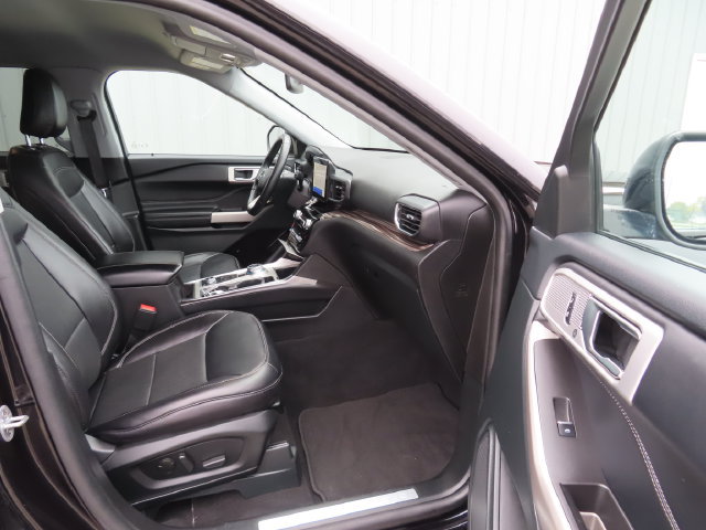 Used 2024 Ford Explorer Limited AWD/4WD image 25