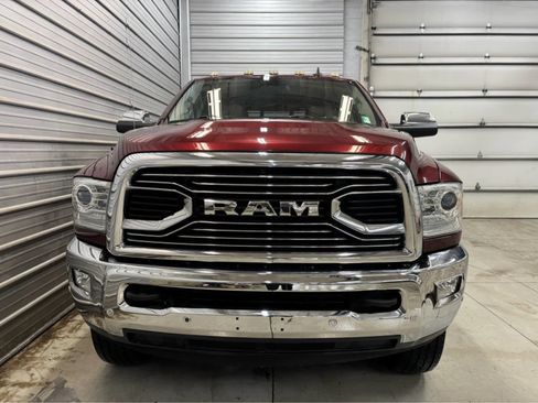 Used 2018 RAM 2500 Longhorn w/ Longhorn Southfork Package AWD/4WD image 2