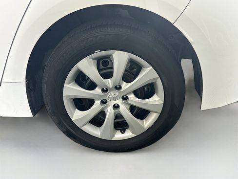 Used 2024 Toyota Corolla LE image 11