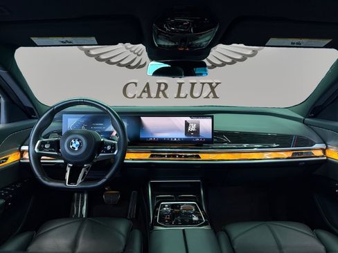 Used 2023 BMW 740i RWD image 11