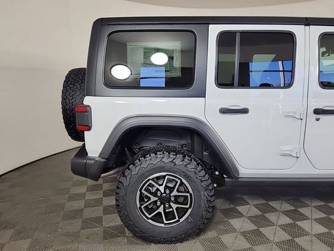 New 2025 Jeep Wrangler Unlimited Rubicon w/ Technology Group image 5
