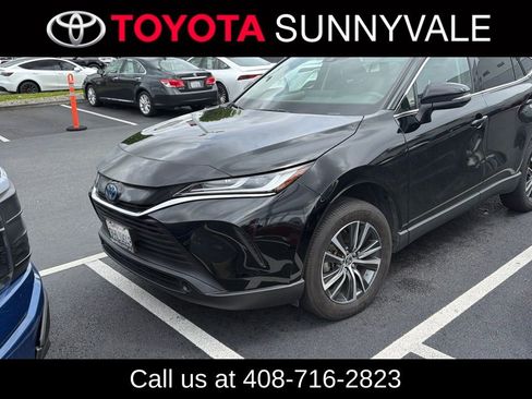 Used 2023 Toyota Venza LE AWD/4WD image 1