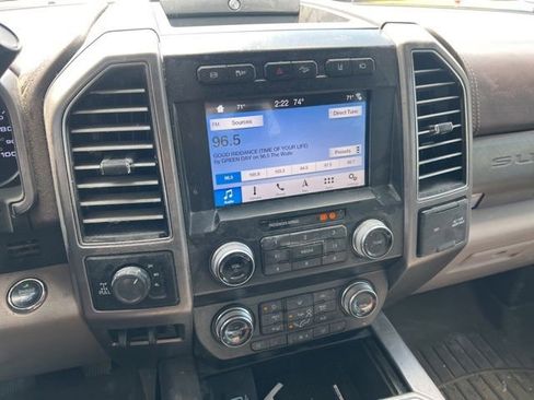 Used 2019 Ford F250 Limited w/ FX4 Off-Road Package AWD/4WD image 12