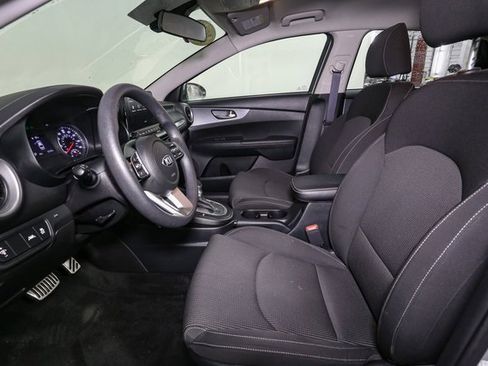 Used 2020 Kia Forte LXS image 33
