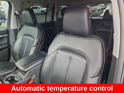 Used 2023 Jeep Grand Cherokee Limited image 14