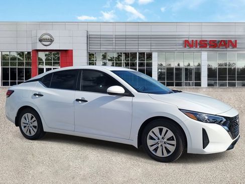 Certified 2025 Nissan Sentra S image 2