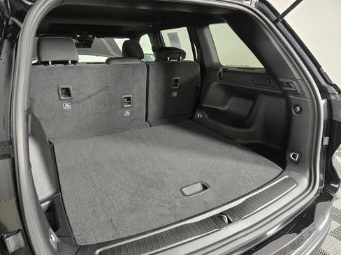 New 2025 Jeep Grand Cherokee Laredo X image 14