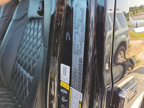 Used 2021 Jeep Wrangler Unlimited Sahara AWD/4WD image 25
