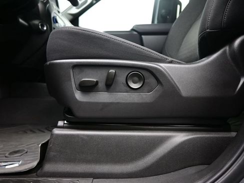Used 2025 Chevrolet Silverado 1500 Custom Trail Boss w/ LPO, Dark Essentials Package AWD/4WD image 17