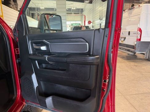 Used 2026 RAM 2500 Big Horn AWD/4WD image 38