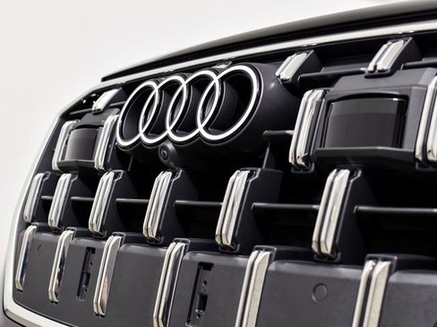 Used 2025 Audi Q7 3.0T Premium Plus w/ Premium Plus Package image 8