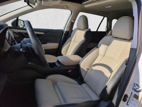 Used 2025 Subaru Outback Limited w/ Tech Package 3 AWD/4WD image 17