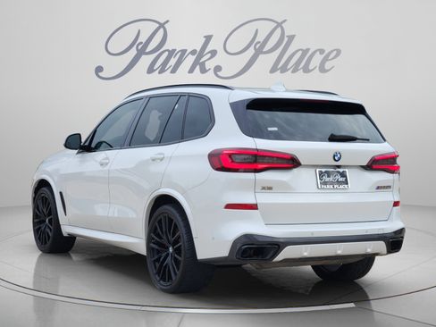 Used 2022 BMW X5 M50i w/ Executive Package AWD/4WD image 3