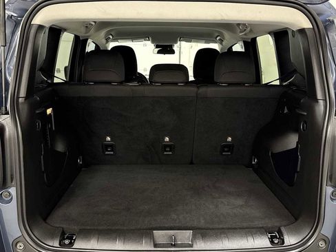 Used 2022 Jeep Renegade Latitude image 27