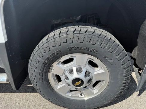 Used 2016 Chevrolet Silverado 2500 LT image 12