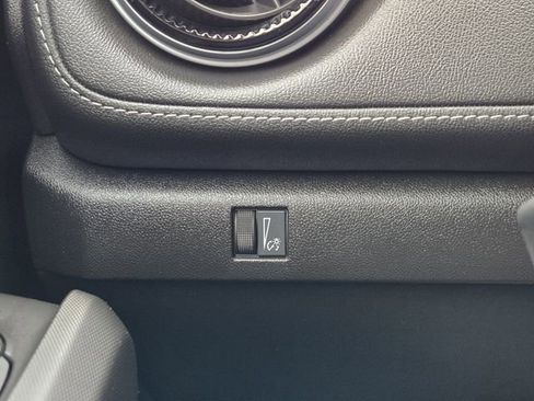 Used 2023 Chevrolet Colorado LT image 24