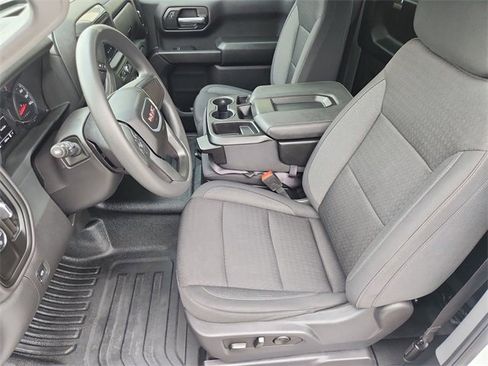 Used 2024 GMC Sierra 1500 Pro w/ Convenience Package image 18