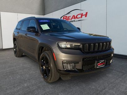 Used 2021 Jeep Grand Cherokee L Laredo