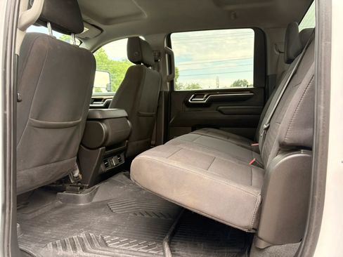 Used 2025 Chevrolet Silverado 2500 LT AWD/4WD image 10