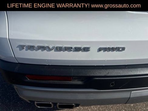 Used 2025 Chevrolet Traverse LT AWD/4WD image 13