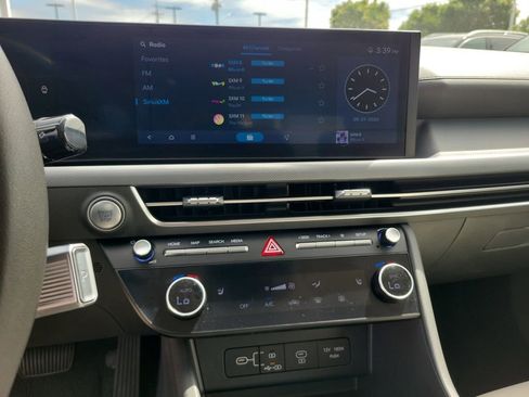 Used 2025 Hyundai Sonata SEL FWD image 26