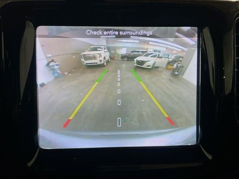 Used 2019 Jeep Compass Limited FWD image 9