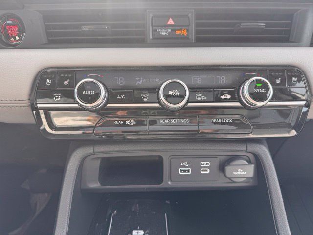 Used 2024 Honda Pilot Elite image 16