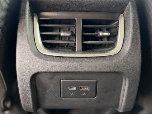 Used 2020 Chevrolet Blazer LT image 18