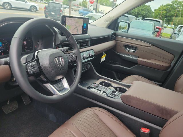 Used 2026 Honda Pilot Elite image 14