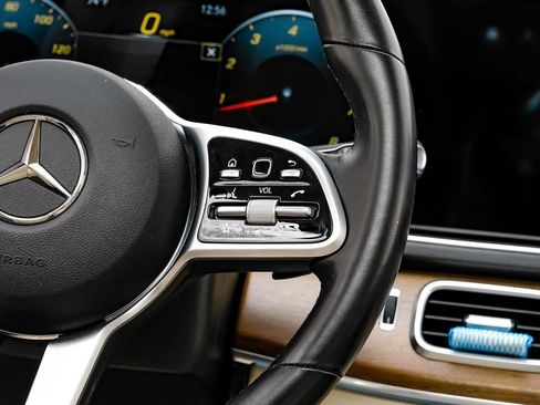 Used 2022 Mercedes-Benz GLE 350 4MATIC w/ AMG Line Exterior image 16