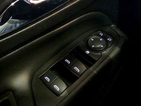 Used 2022 Chevrolet Equinox LT FWD image 22