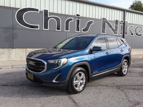 Used 2020 GMC Terrain SLE w/ Driver Convenience Package image 1