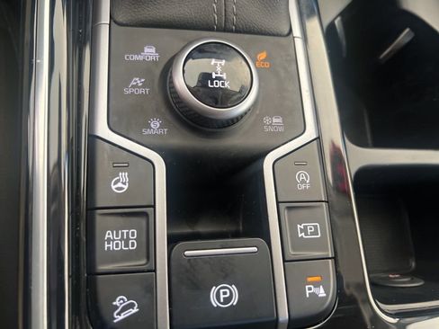 Certified 2023 Kia Sorento SX image 60