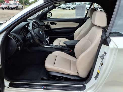 Used 2013 BMW 135i Convertible RWD image 20