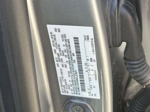 Used 2022 Lincoln Corsair AWD w/ Premium Package image 40