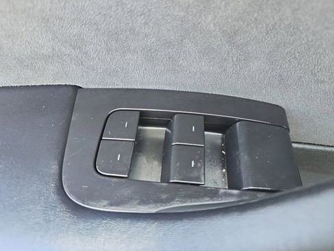 Used 2021 Tesla Model 3 Standard Range Plus image 28