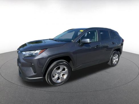 Used 2025 Toyota RAV4 XLE image 8