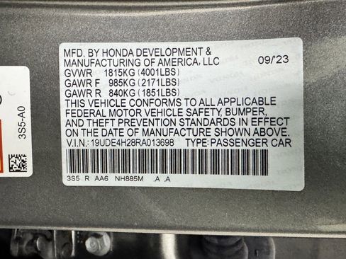 Used 2024 Acura Integra image 11